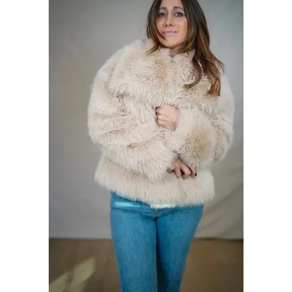 ZARA Faux Fur Cropped Jacket - Picture 5 of 8
